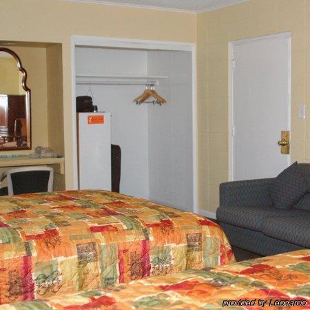 המט Royal Inn And Suites חדר תמונה